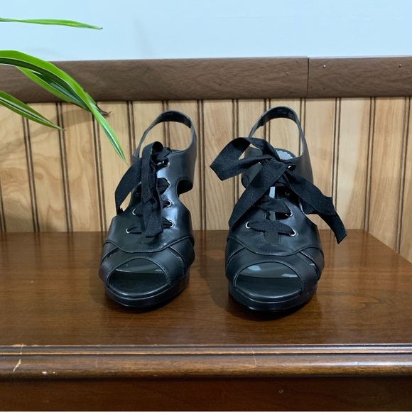 NIB Miss Bison Braelyn Lace Up Faux Leather Open Toe Black Heel (9.5) - Picture 5 of 10